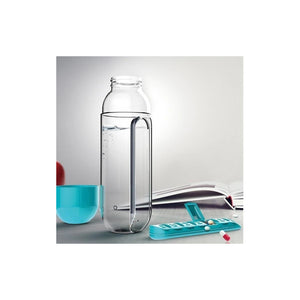 Botella De 600ml Con Organizador Pastillero Semanal Y Vaso